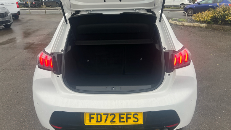 Peugeot 208 1.2 PureTech 100 Allure Premium + 5dr Petrol Hatchback